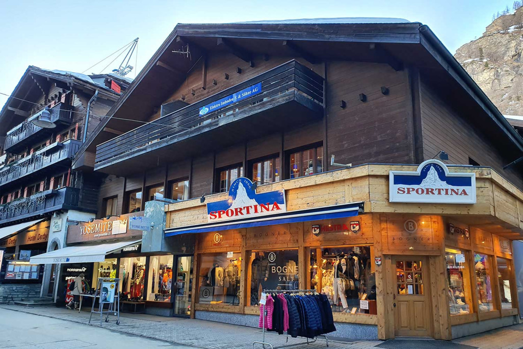 Wohn- und Geschäftshaus in Zermatt VS, Gebäudeaufnahme, HMQ AG