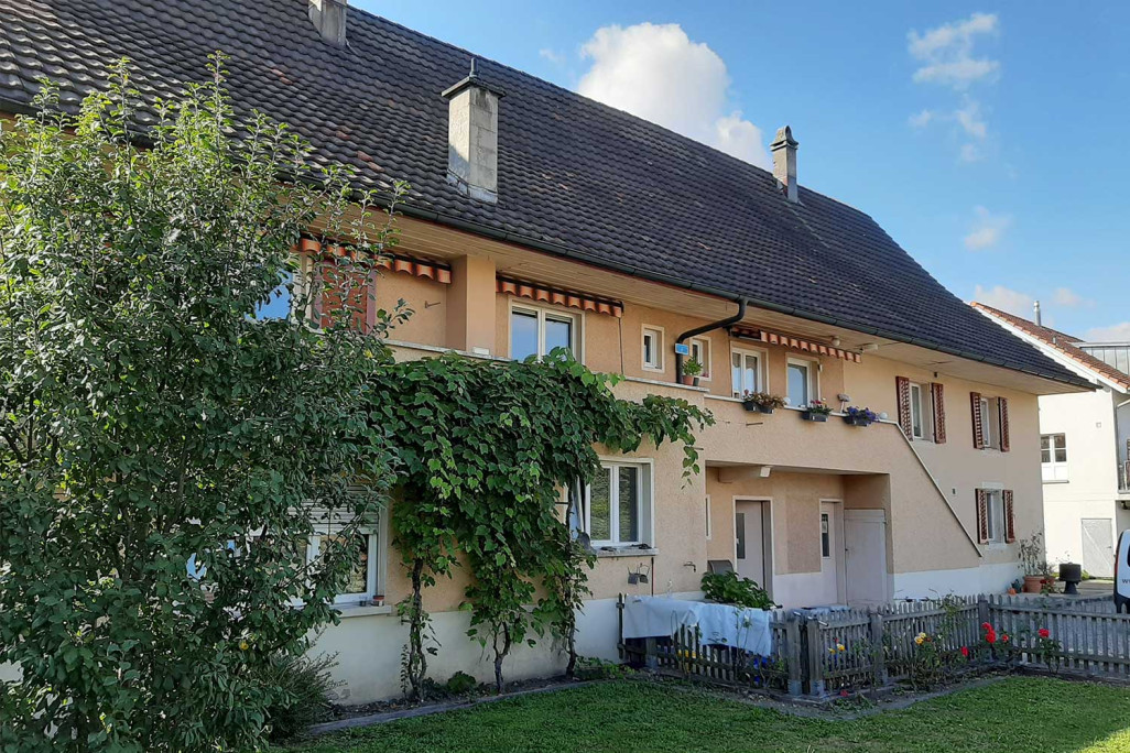 Gebäudevermessung Mehrfamilienhaus im Kanton Aargau, HMQ AG